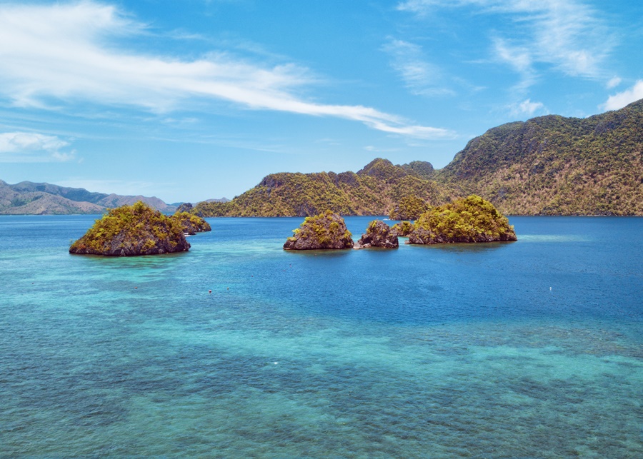 Philippines_Coron_Siete-Pecados七子礁岩AShutterstock_646363768.jpg