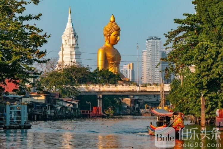 best-temples-in-bangkok-main-image-hd-op-750x500-1.jpeg